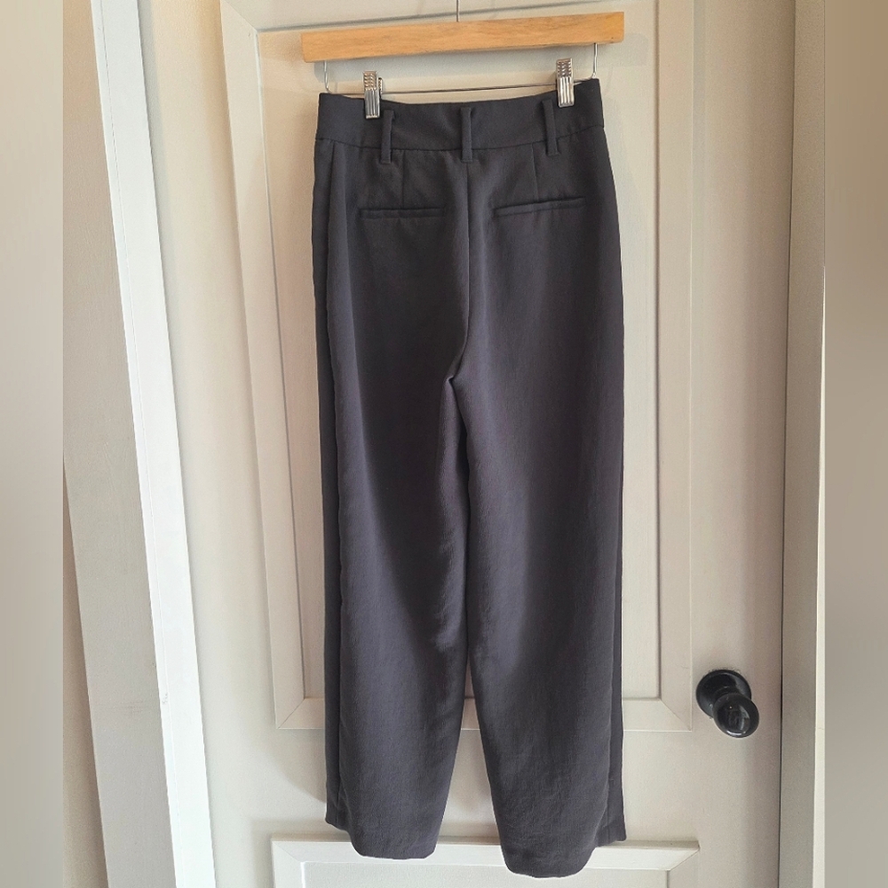 Aritzia Gray Women's Trousers